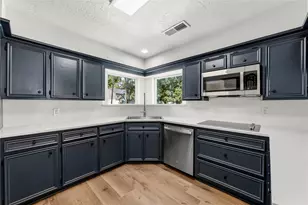 2302 Poplar Park Dr, Houston, TX 77339 - Photo 10