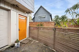 2511 White Oak Dr, Houston, TX 77009 - Photo 8