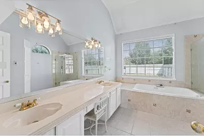 3439 Ashlock Drive, Houston, TX 77082 - Photo 18