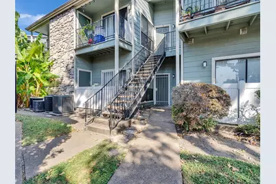 3764 Tanglewilde Street #H8, Houston, TX 77063 - Photo 20