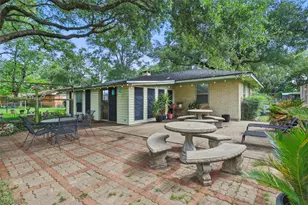 1335 Kathy Ave, Sealy, TX 77474 - Photo 48