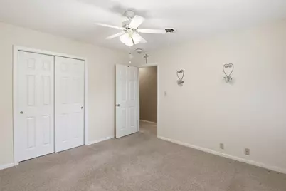 1335 Kathy Avenue, Sealy, TX 77474 - Photo 36