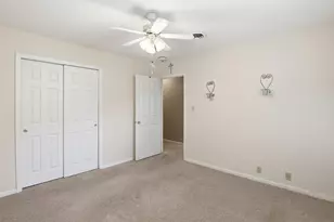 1335 Kathy Ave, Sealy, TX 77474 - Photo 36
