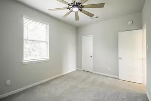 21449 Kings Guild Ln, Kingwood, TX 77339 - Photo 12