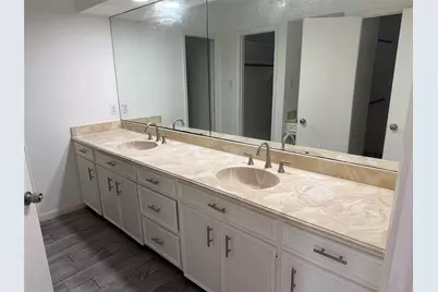 7822 Albin Lane, Houston, TX 77071 - Photo 10