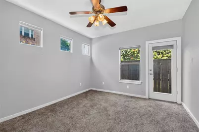 4448 Center Street, Houston, TX 77007 - Photo 8