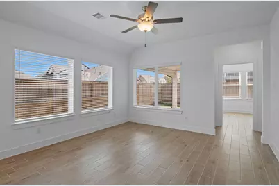 5230 Big Dipper Drive, Iowa Colony, TX 77583 - Photo 4