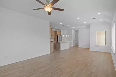 5230 Big Dipper Drive, Iowa Colony, TX 77583 - Photo 2