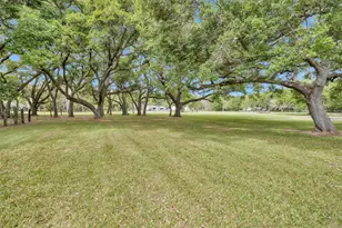 4402 Spears Rd, Manvel, TX 77578 - Photo 36