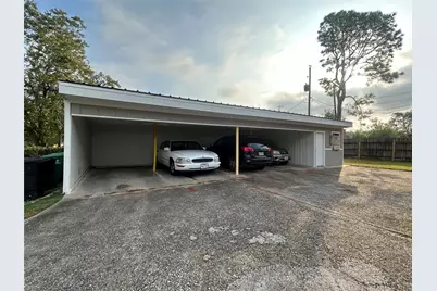 6703 Biggs Court #4, Houston, TX 77061 - Photo 6