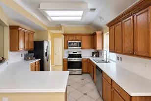 2610 Parkbriar Ln, Pearland, TX 77584 - Photo 10