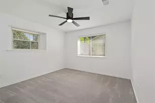 10519 Londonderry Dr, Houston, TX 77043 - Photo 14