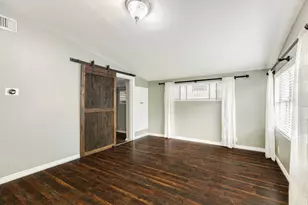 219 Camellia St, Lake Jackson, TX 77566 - Photo 14