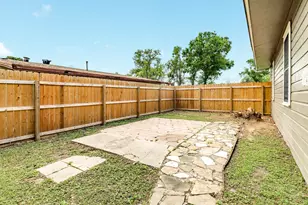 219 Camellia St, Lake Jackson, TX 77566 - Photo 24