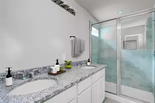 8209 Westcott Rd, Houston, TX 77016 - Photo 14