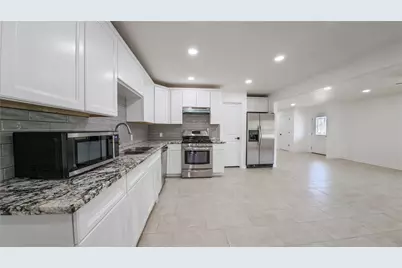 911 Depot Street, El Campo, TX 77437 - Photo 6