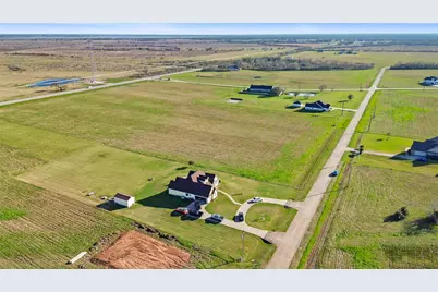 365 Brahman Trail, Angleton, TX 77515 - Photo 12