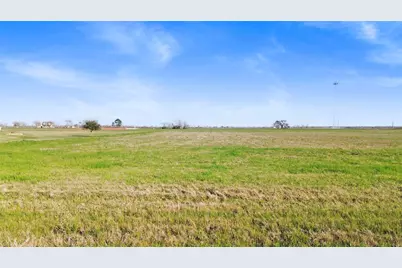 365 Brahman Trail, Angleton, TX 77515 - Photo 4