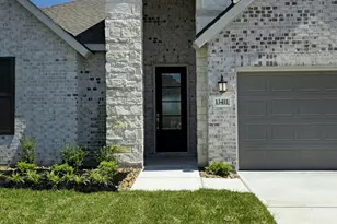 13411 Harbor Pt Dr, Texas City, TX 77568 - Photo 1