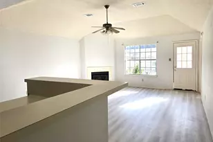 17006 Dusty Mill Dr E, Sugar Land, TX 77498 - Photo 10