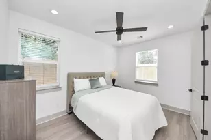 5313 Kindred Gdn Ln, Houston, TX 77091 - Photo 10