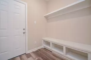 788 Lucky St, Houston, TX 77088 - Photo 8