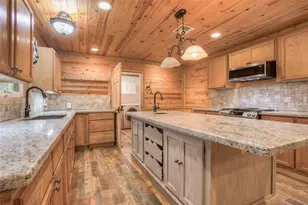 250 Red Bird Ln, Trinity, TX 75862 - Photo 10