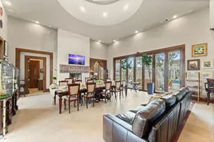6 W Rivercrest Dr, Houston, TX 77042 - Photo 42