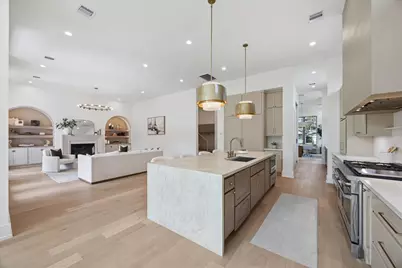 710 E 18th Street, Houston, TX 77008 - Photo 18