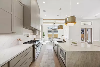 710 E 18th Street, Houston, TX 77008 - Photo 16