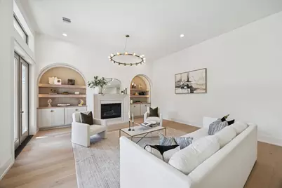 710 E 18th Street, Houston, TX 77008 - Photo 12