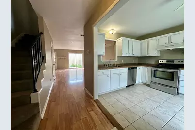 541 Longmeadow Street, Beaumont, TX 77707 - Photo 6