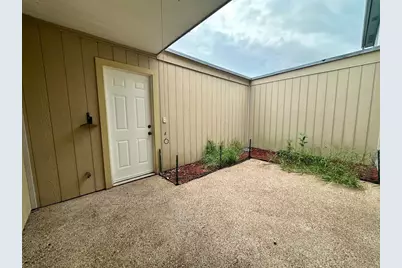 541 Longmeadow Street, Beaumont, TX 77707 - Photo 22