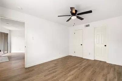 10633 Braes Bend Drive, Houston, TX 77071 - Photo 14