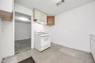 132 Hoffman St, Houston, TX 77020 - Photo 18