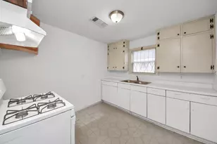 132 Hoffman St, Houston, TX 77020 - Photo 14