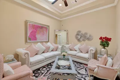 55 S Victoriana Circle, Spring, TX 77389 - Photo 8