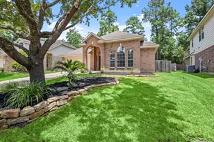 6 Bushell Mill Pl, The Woodlands, TX 77382 - Photo 4