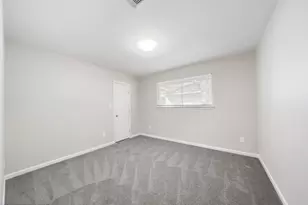1317 Plantation Dr, Dickinson, TX 77539 - Photo 22