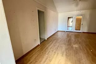 4523 Hemlock Dr, Baytown, TX 77521 - Photo 2