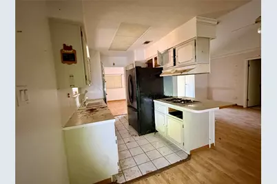 4523 Hemlock Drive, Baytown, TX 77521 - Photo 4