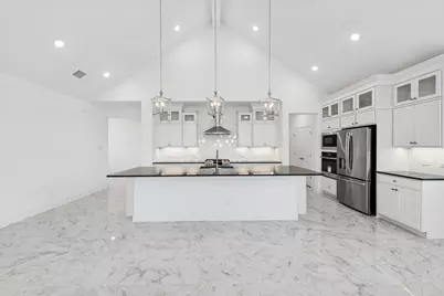 12115 Willow Way Avenue, Mont Belvieu, TX 77535 - Photo 8