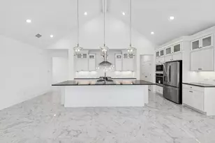 12115 Willow Way Ave, Mont Belvieu, TX 77535 - Photo 8