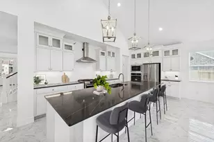 12115 Willow Way Ave, Mont Belvieu, TX 77535 - Photo 10