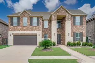 66 Zenith Ln, Sugar Land, TX 77498 - Photo 1