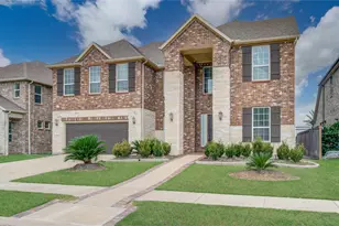 66 Zenith Ln, Sugar Land, TX 77498 - Photo 2