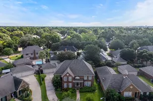 7414 Starbridge Dr, Houston, TX 77095 - Photo 40