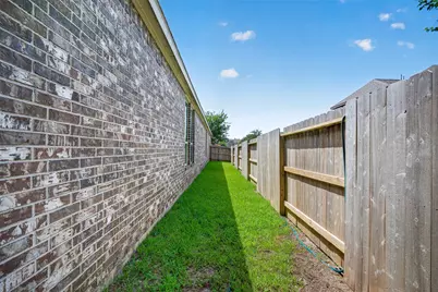 13326 Lake Chesdin Road, Houston, TX 77044 - Photo 42