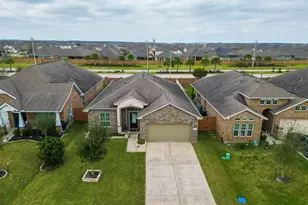 2507 Galley Ridge Dr, Texas City, TX 77568 - Photo 2