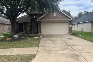 26118 Travis Brook Dr, Richmond, TX 77406 - Photo 1